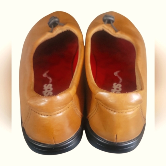 SAS Women's Funk Active Slip On Flexible Tan Leather Loafers Red Interior 8 1/2M - Picture 2 of 9